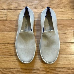 Rothy’s The Original Slip On Sneaker Sand Size 7.5 Women’s